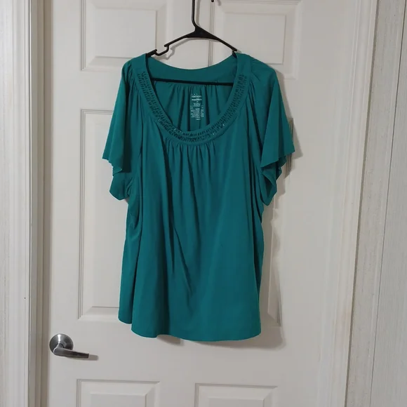 Top - Picture 1 of 4